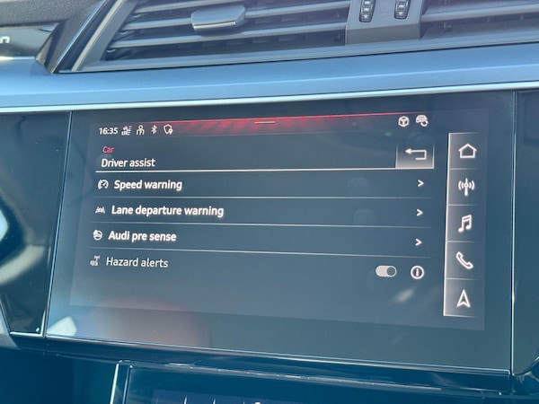 Used Audi e-tron 2020 for sale - 75665070: Photo 41