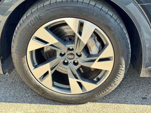 Used Audi e-tron 2020 for sale - 75665070: Photo 70