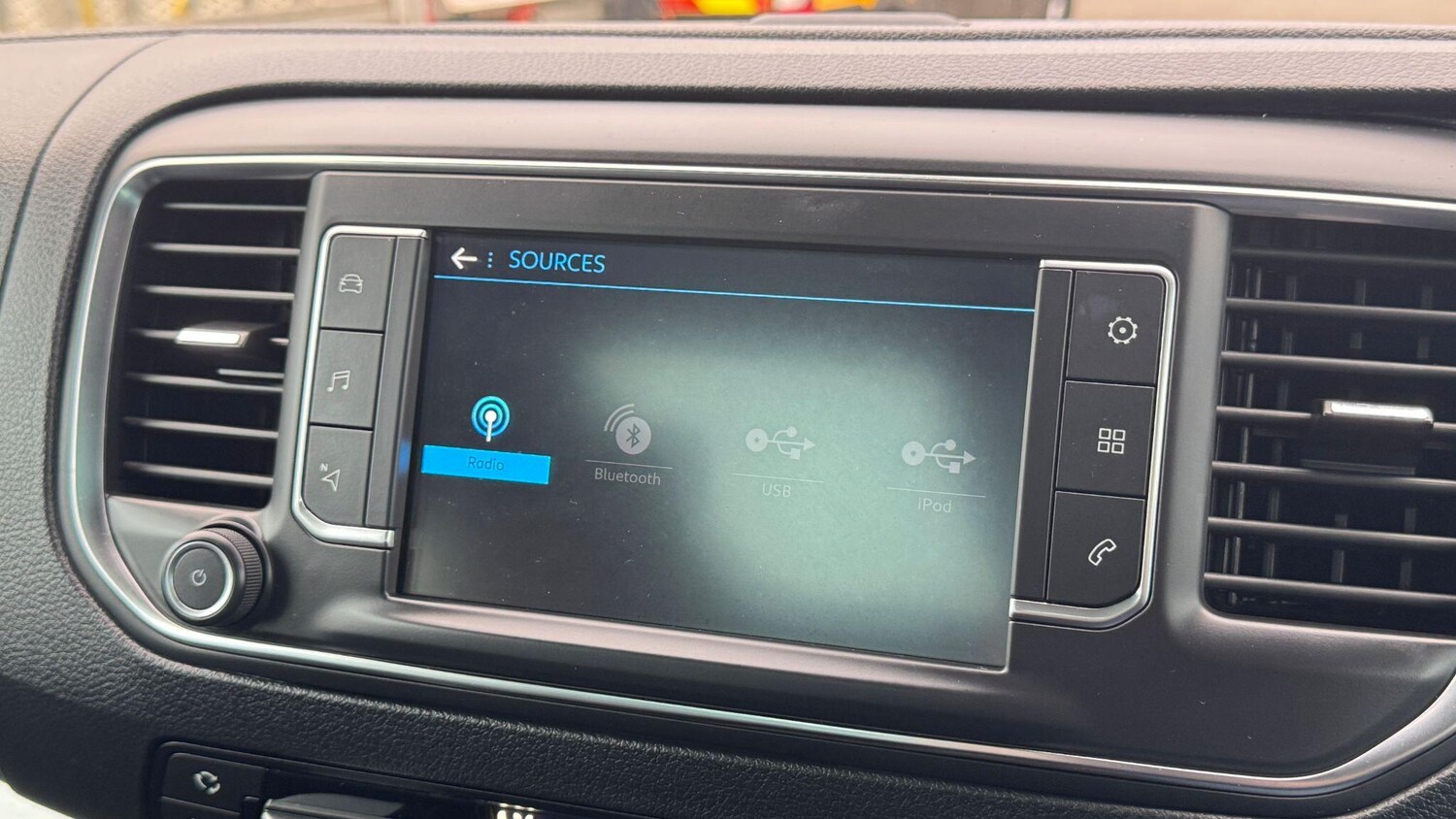 Used Peugeot Traveller 2022 for sale - 77682843: Photo 36