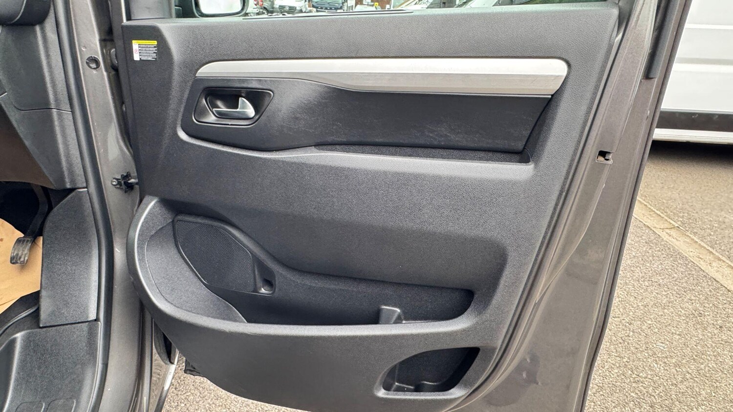 Used Peugeot Traveller 2022 for sale - 77682843: Photo 57