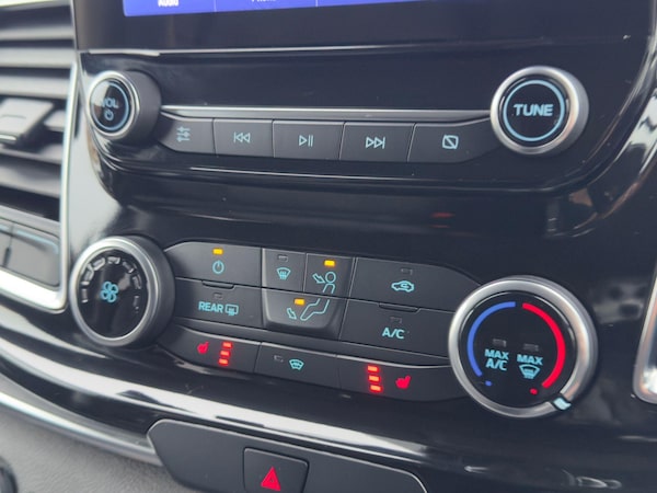 Used Ford Tourneo Custom 2020 for sale - 75665073: Photo 26