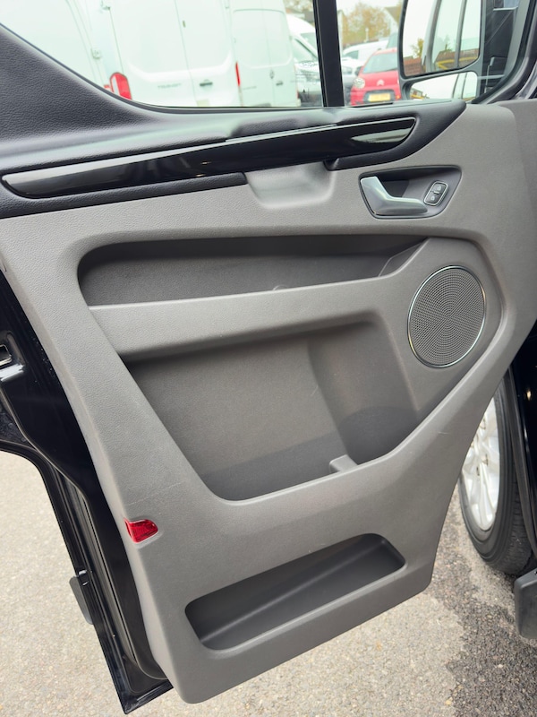 Used Ford Tourneo Custom 2020 for sale - 75665073: Photo 51