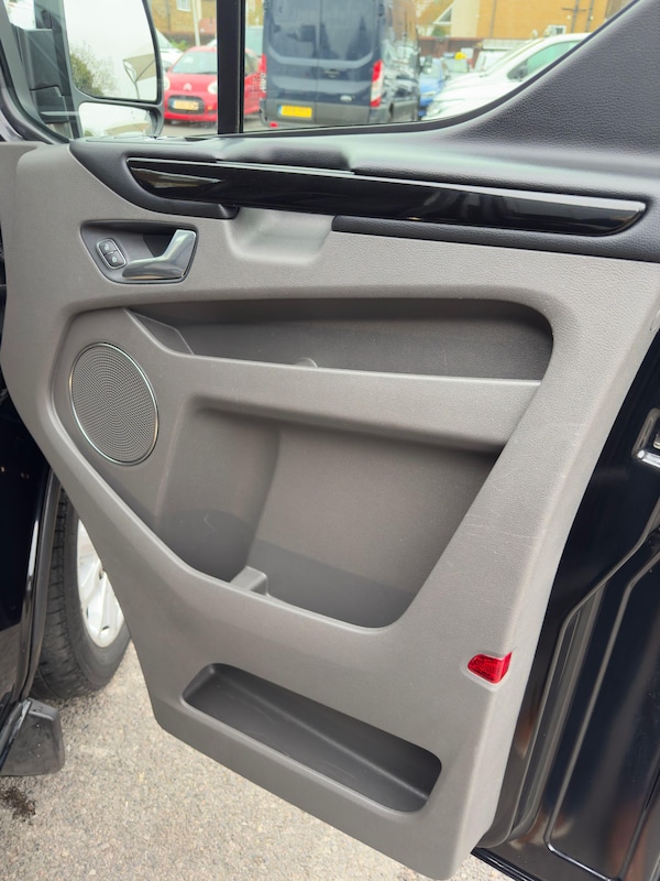 Used Ford Tourneo Custom 2020 for sale - 75665073: Photo 52