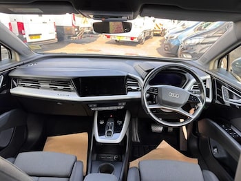 Used Audi Q4 e-tron 2023 for sale - 75665076: Photo