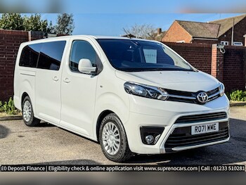 Used Toyota PROACE CITY Verso 2021 for sale - 77682870: Photo