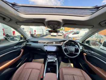 Used Audi e-tron 2020 for sale - 74934899: Photo