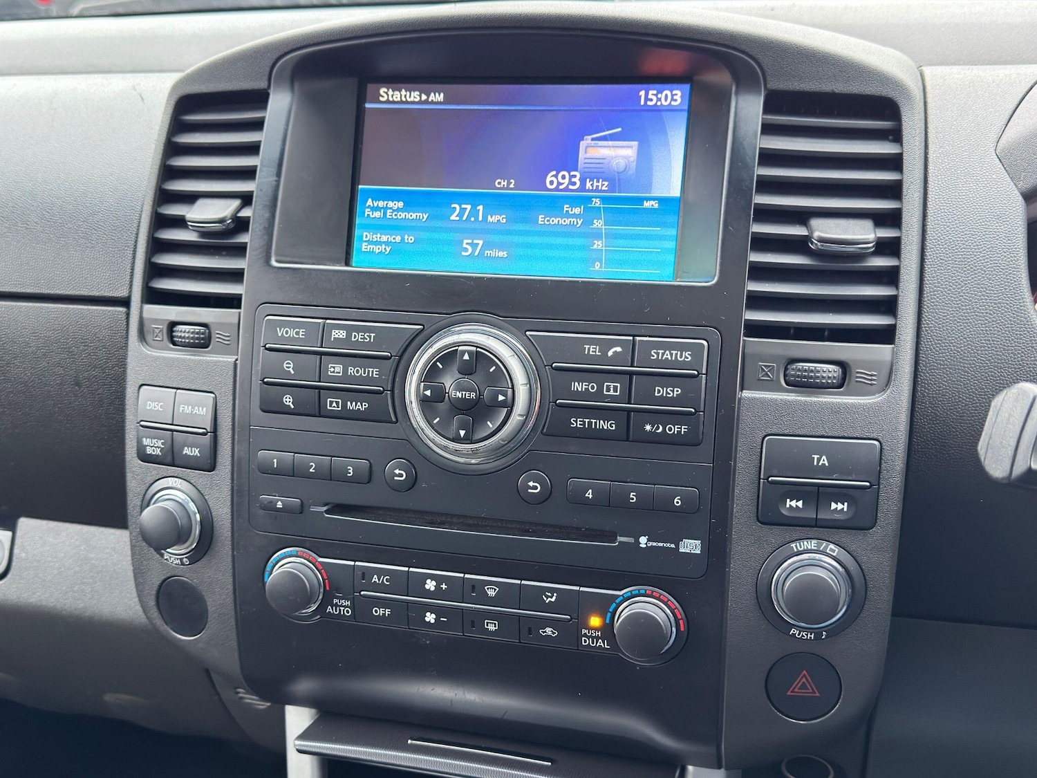 Used Nissan Navara 2013 for sale - 77066842: Photo 19