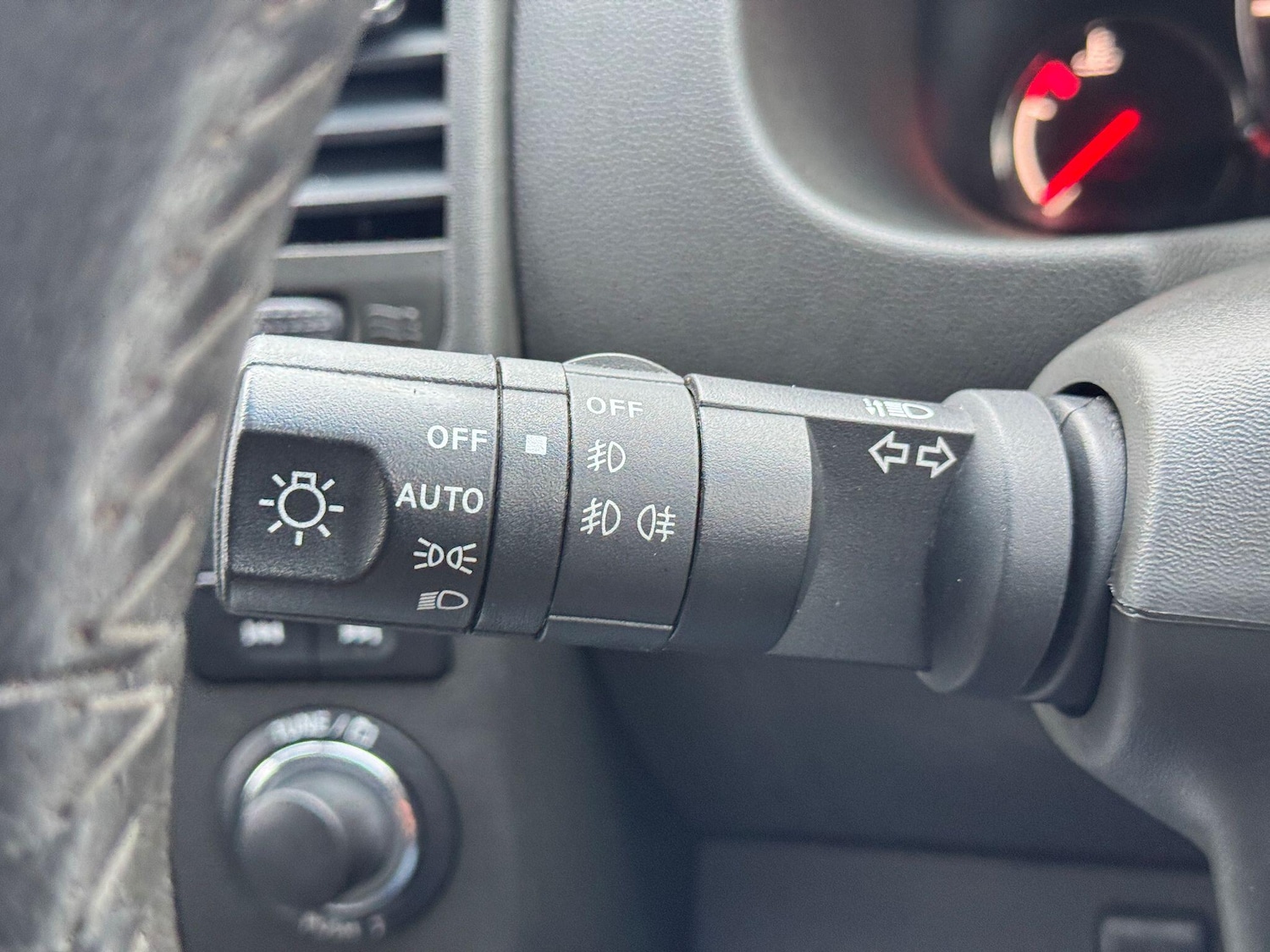 Used Nissan Navara 2013 for sale - 77066842: Photo 29