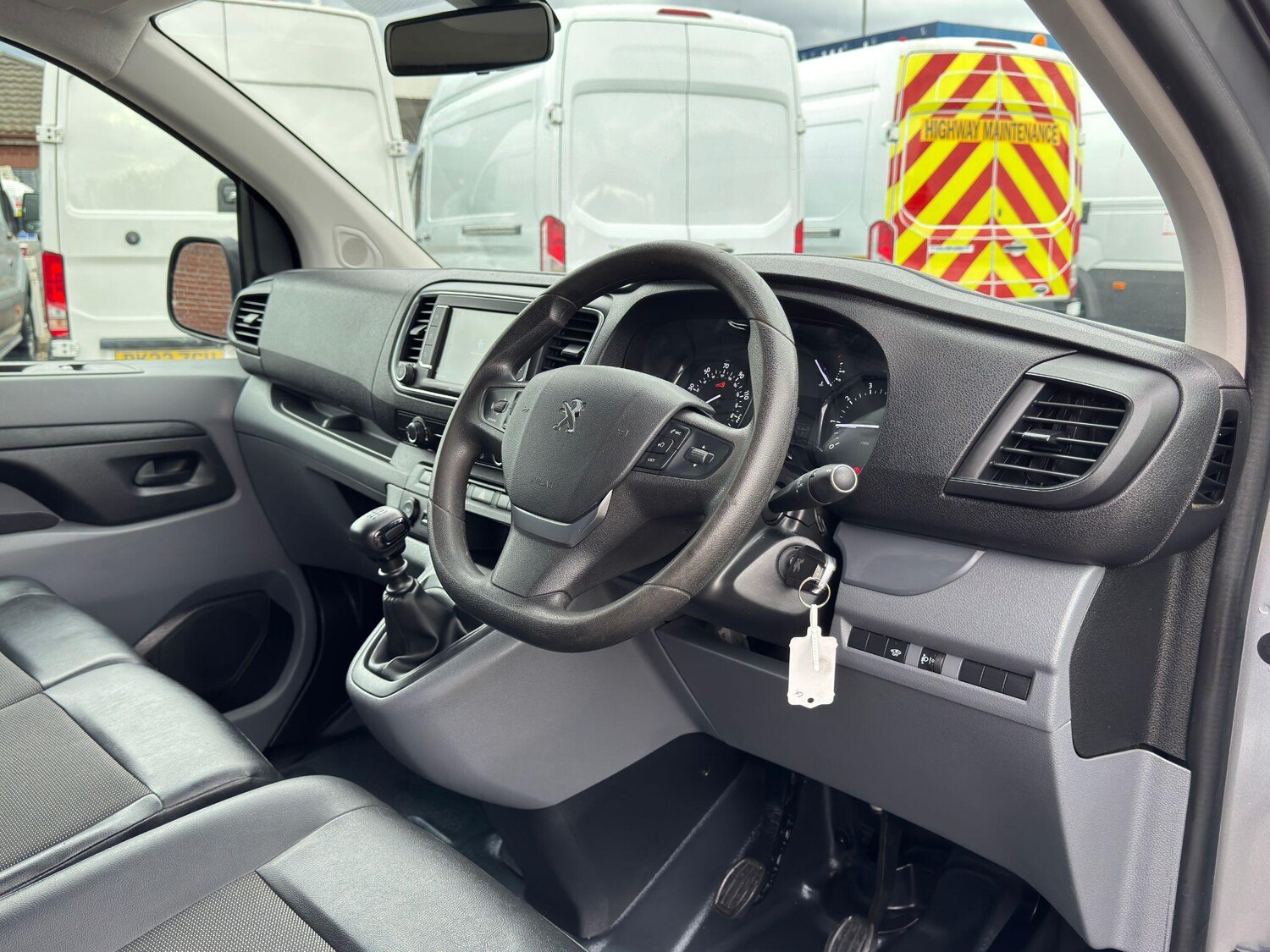 Used Peugeot Expert 2020 for sale - 76042012: Photo 17
