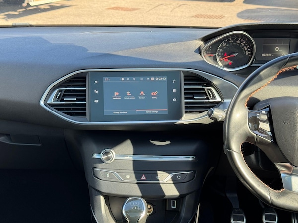 Used Peugeot 308 2020 for sale - 76122955: Photo 19