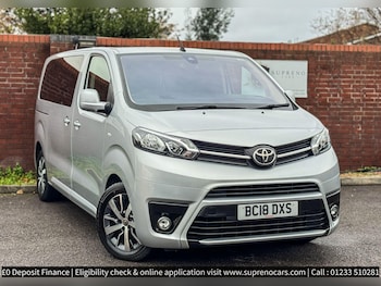 Toyota - PROACE CITY Verso