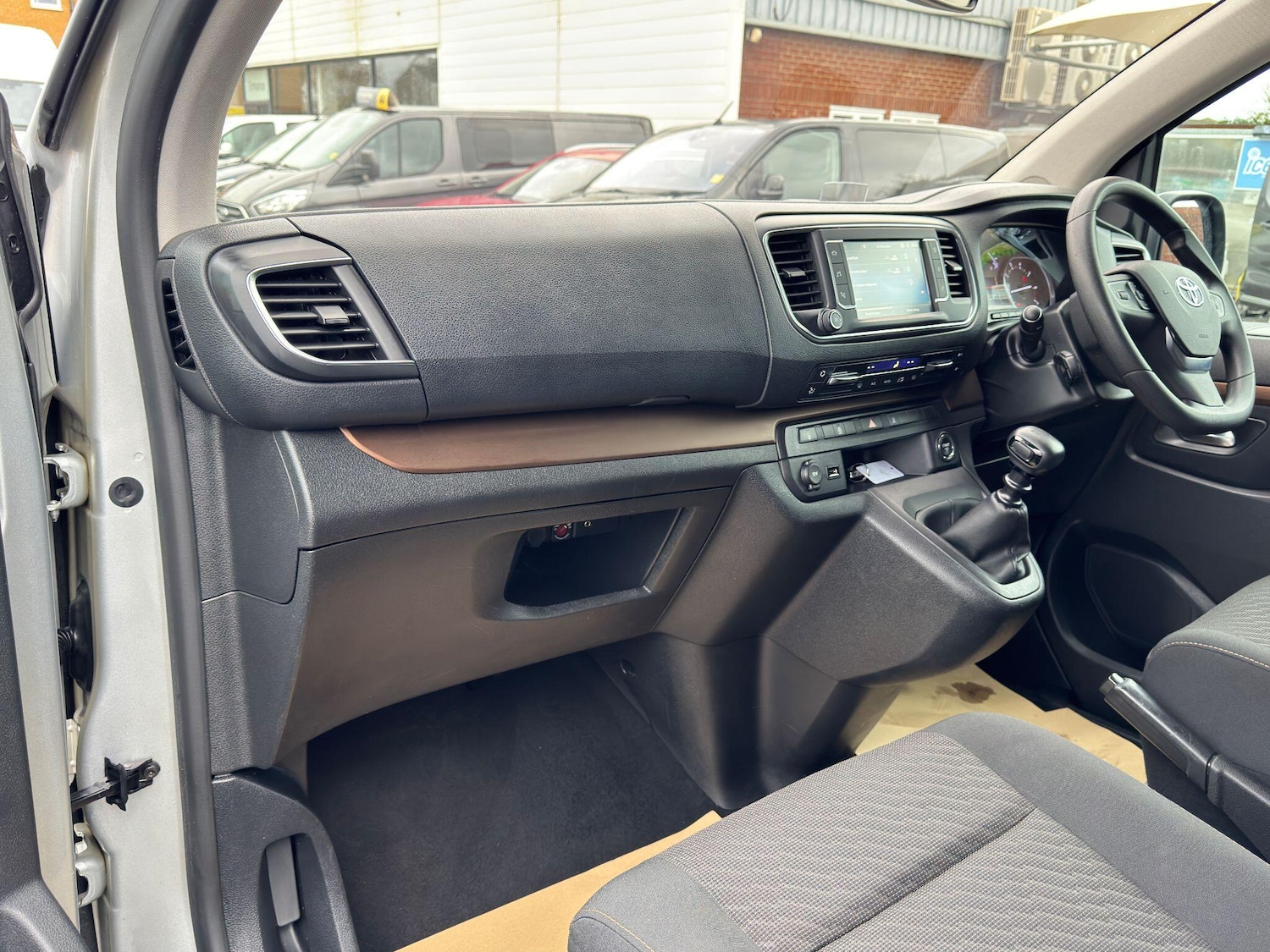 Used Toyota PROACE CITY Verso 2018 for sale - 76743273: Photo 25