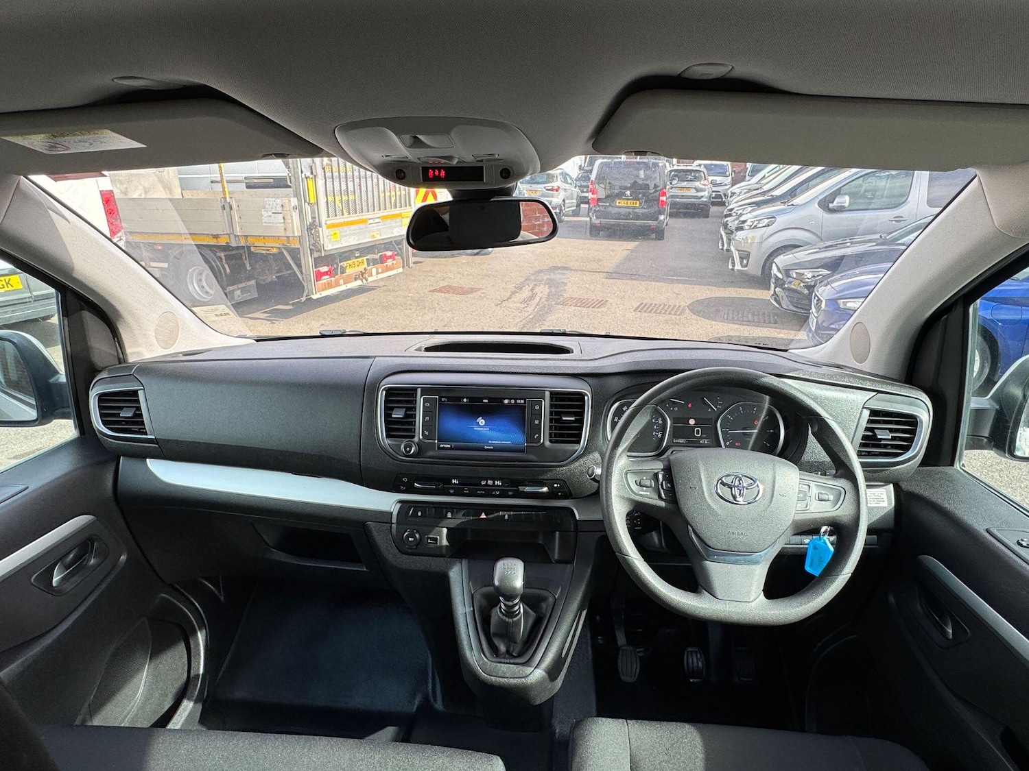 Used Toyota PROACE CITY Verso 2017 for sale - 76188984: Photo 3