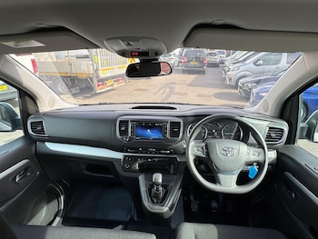 Used Toyota PROACE CITY Verso 2017 for sale - 76188984: Photo 3