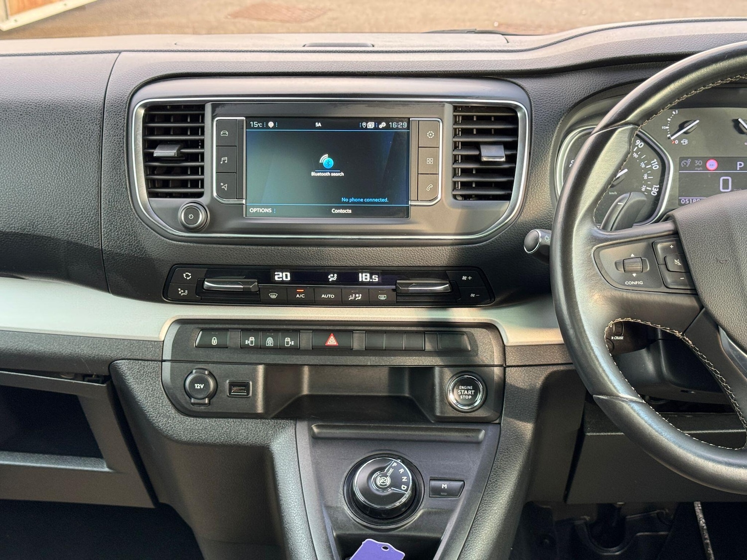 Used Peugeot Traveller 2022 for sale - 76226524: Photo 19