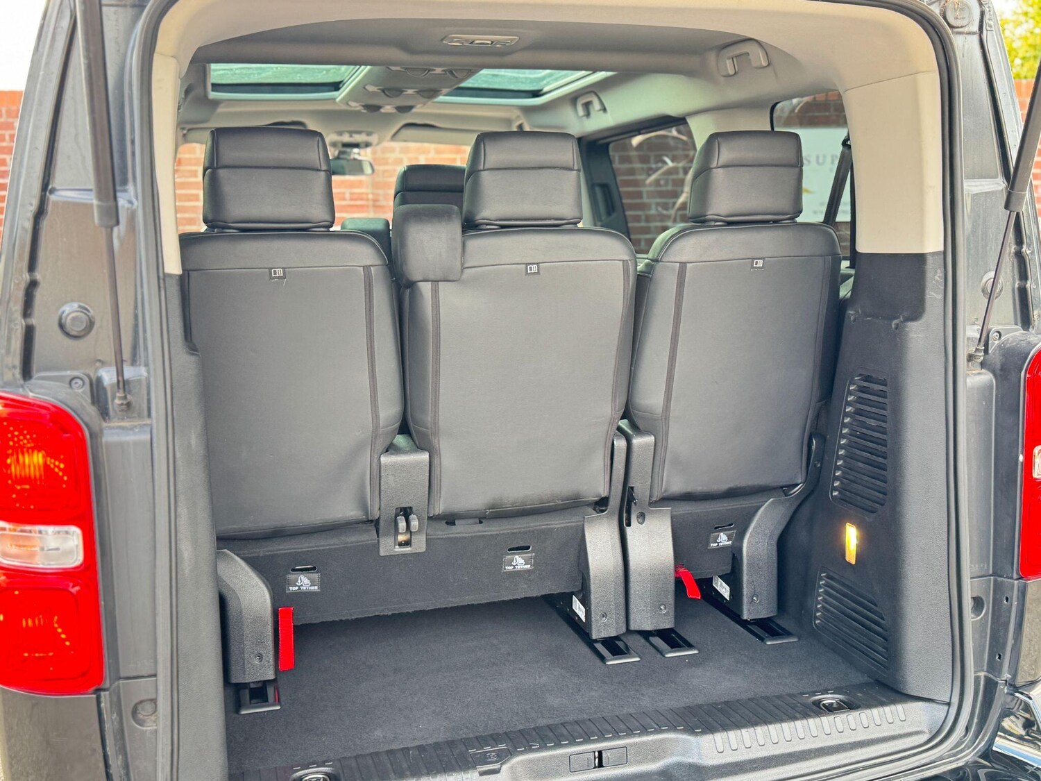 Used Peugeot Traveller 2022 for sale - 76226524: Photo 31