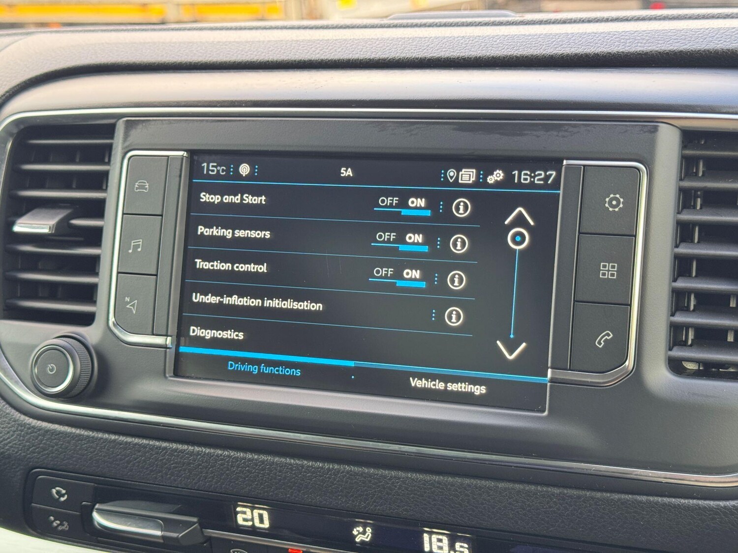 Used Peugeot Traveller 2022 for sale - 76226524: Photo 42