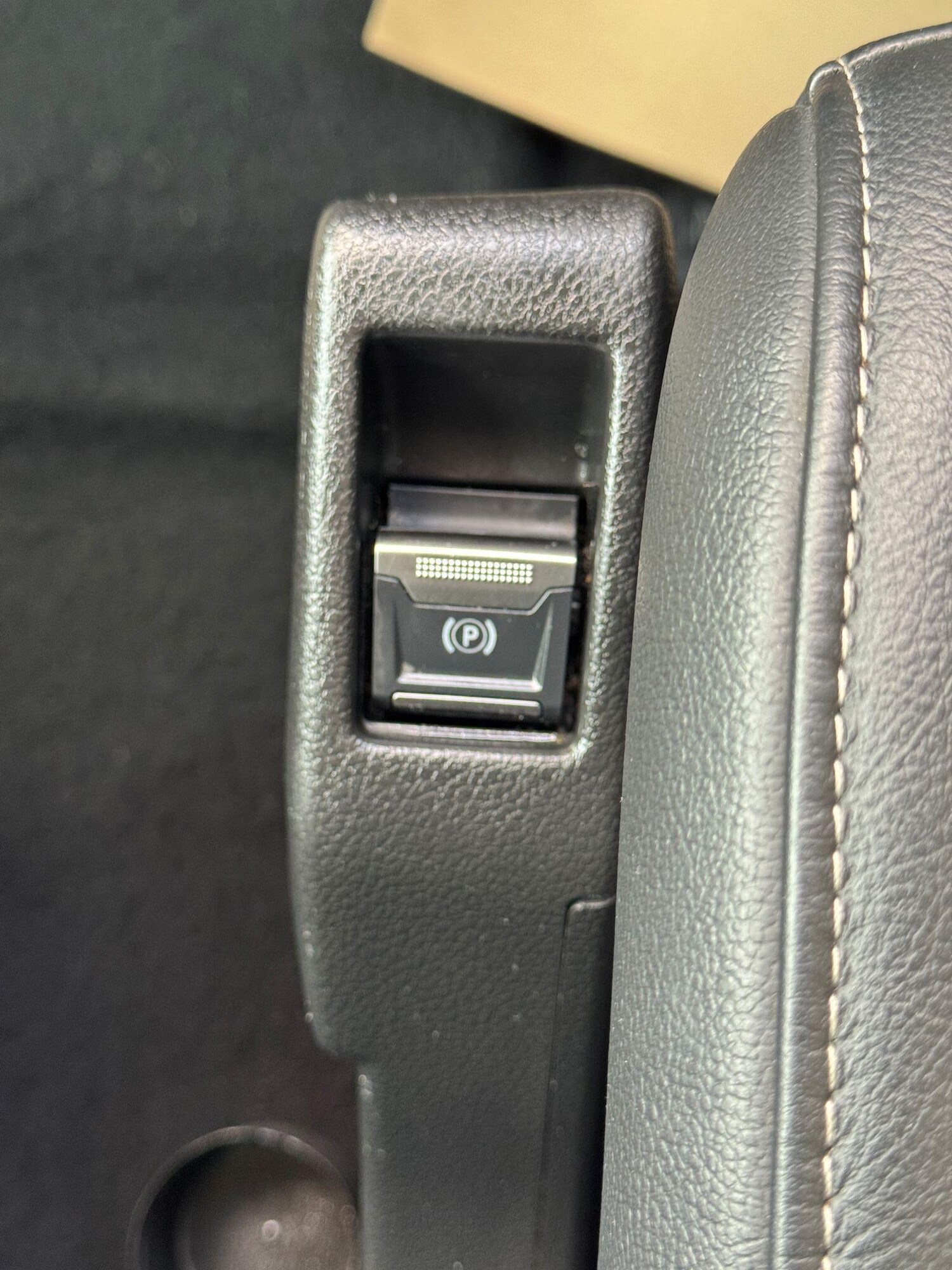 Used Peugeot Traveller 2022 for sale - 76226524: Photo 57