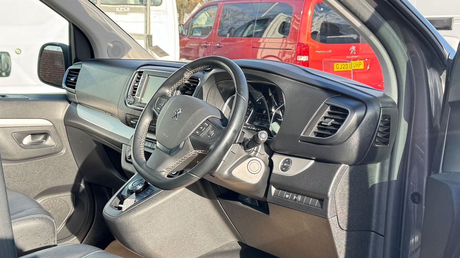 Used Peugeot Traveller 2019 for sale - 77306274: Photo 19