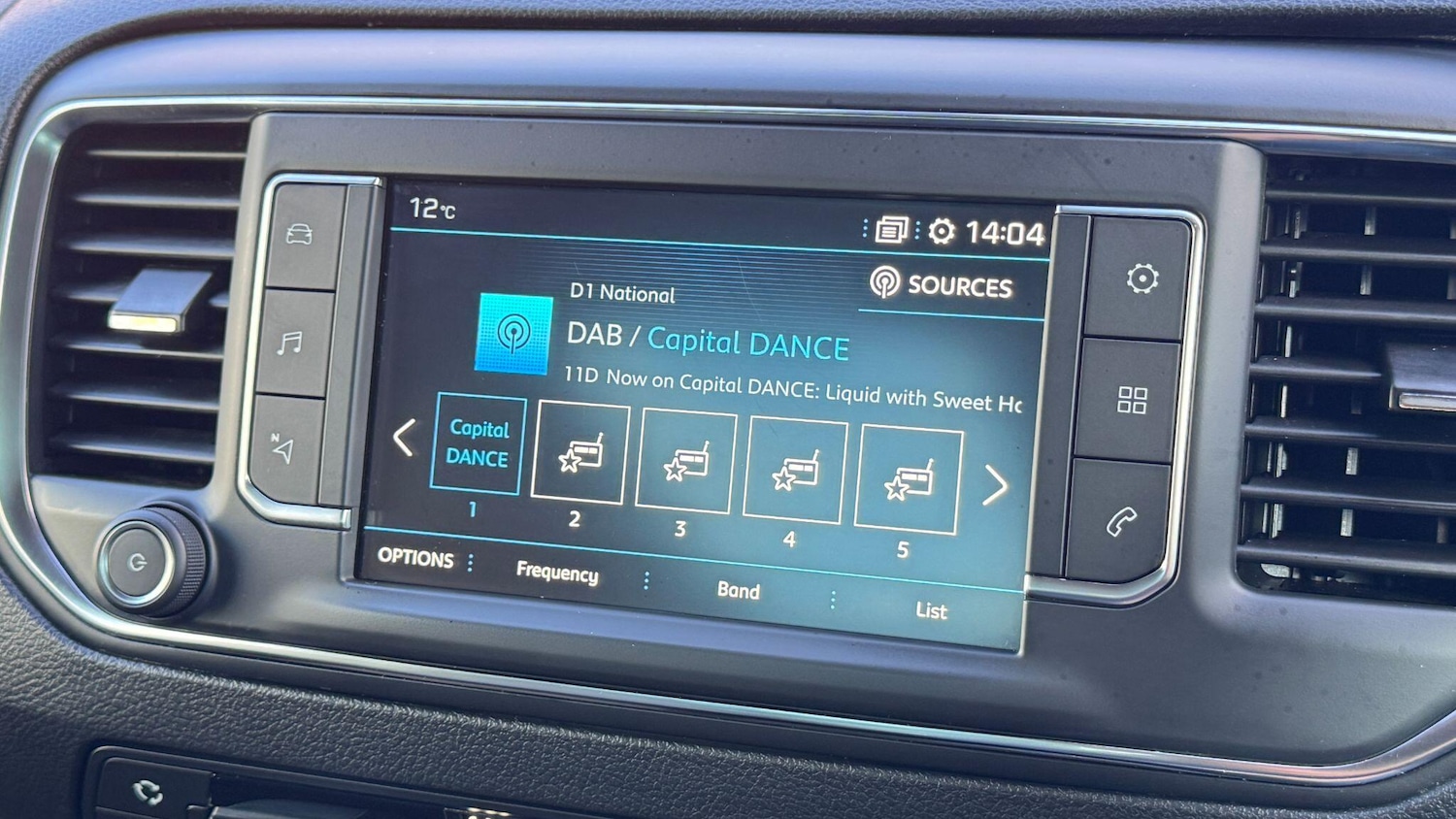 Used Peugeot Traveller 2019 for sale - 77306274: Photo 39