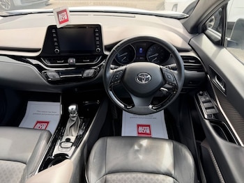 Used Toyota C-HR 2020 for sale - 79506458: Photo