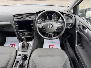 Used Volkswagen Golf 2020 for sale - 78758414: Photo