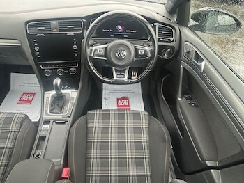 Used Volkswagen Golf 2018 for sale - 78793709: Photo
