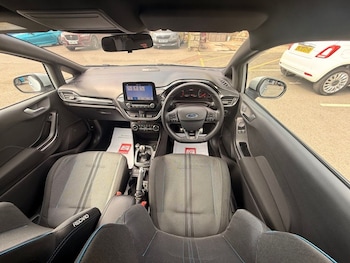 Used Ford Fiesta 2018 for sale - 79022587: Photo