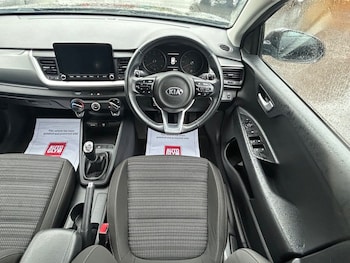 Used Kia Stonic 2021 for sale - 78349762: Photo