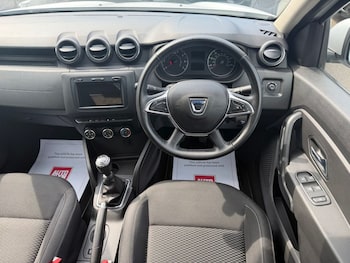 Used Dacia Duster 2020 for sale - 79133667: Photo