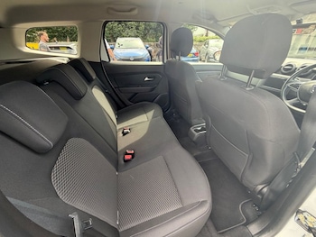 Used Dacia Duster 2020 for sale - 79133667: Photo