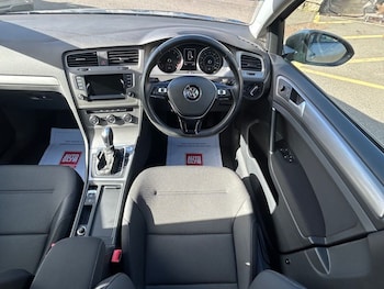 Used Volkswagen Golf 2015 for sale - 78349744: Photo