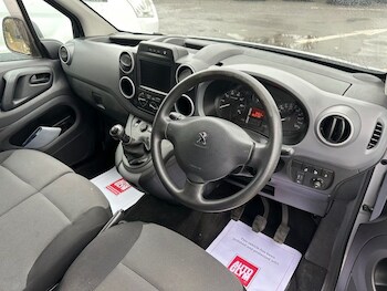 Used Peugeot Partner 2018 for sale - 78401900: Photo