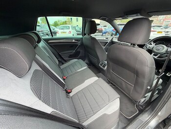 Used Volkswagen Golf 2018 for sale - 78488008: Photo