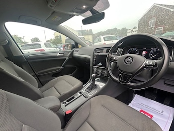 Used Volkswagen Golf 2020 for sale - 78955430: Photo