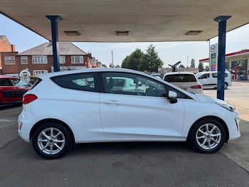 Used Ford Fiesta 2017 for sale - 79338623: Photo