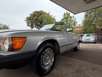 Used Mercedes-Benz SL 1983 for sale - 79563643: Photo
