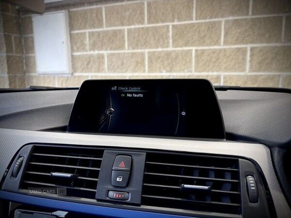 Used BMW 3 Series 2017 for sale - 76248345: Photo 22