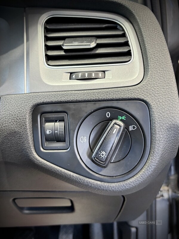 Used Volkswagen Golf 2014 for sale - 76073367: Photo 14