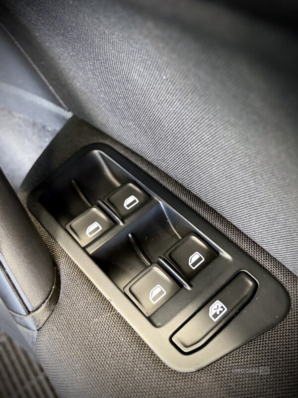 Used Volkswagen Golf 2014 for sale - 76073367: Photo 24