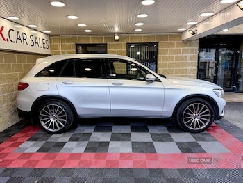 Used Mercedes-Benz GLC 2016 for sale - 76381450: Photo