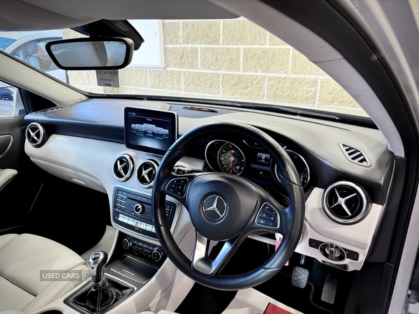 Used Mercedes-Benz A-Class 2016 for sale - 77575630: Photo 11