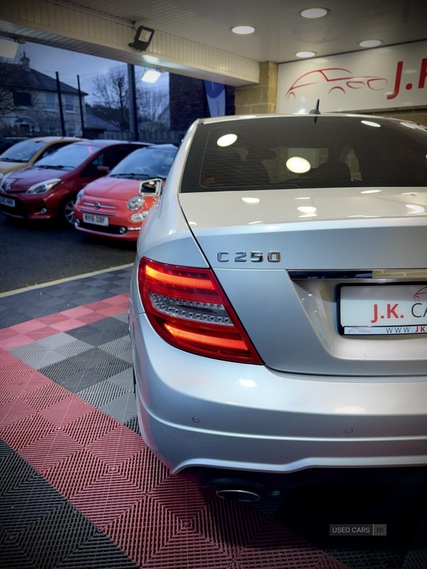 Used Mercedes-Benz C Class 2011 for sale - 77021451: Photo 11