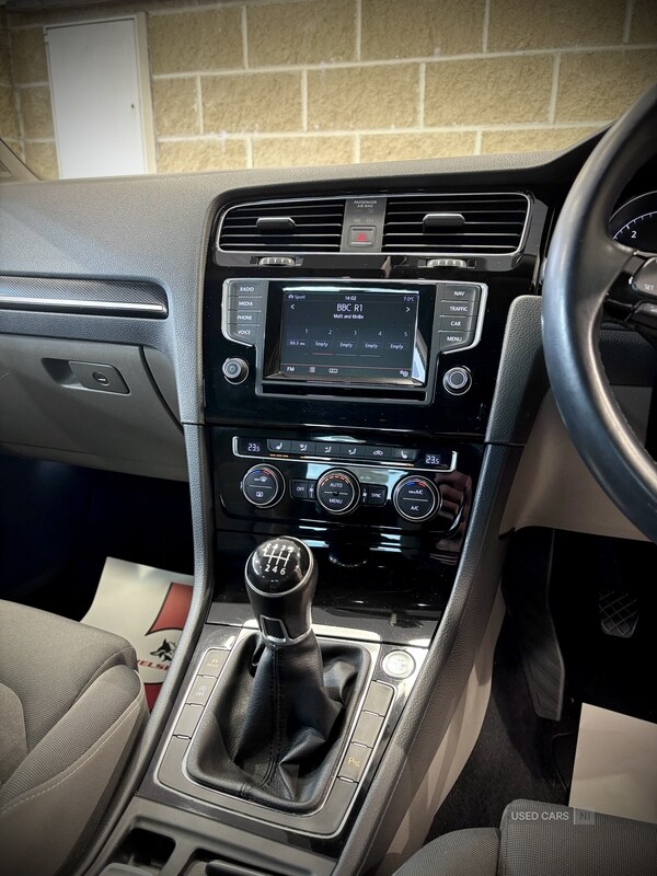 Used Volkswagen Golf 2014 for sale - 76671738: Photo 16