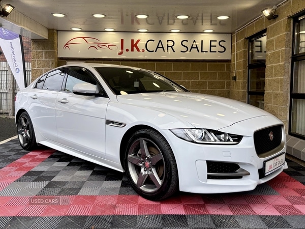 Used Jaguar XE 2017 for sale - 76409932: Photo 1