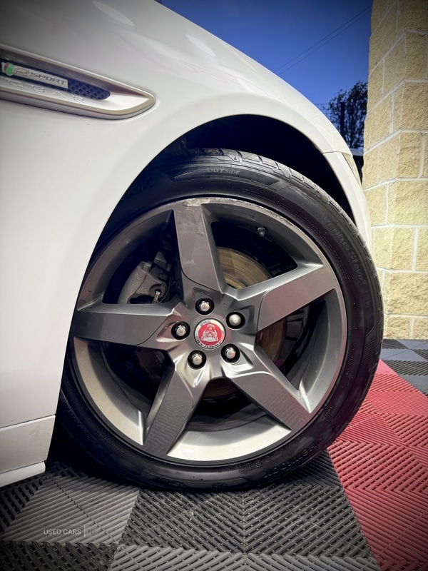 Used Jaguar XE 2017 for sale - 76409932: Photo 10