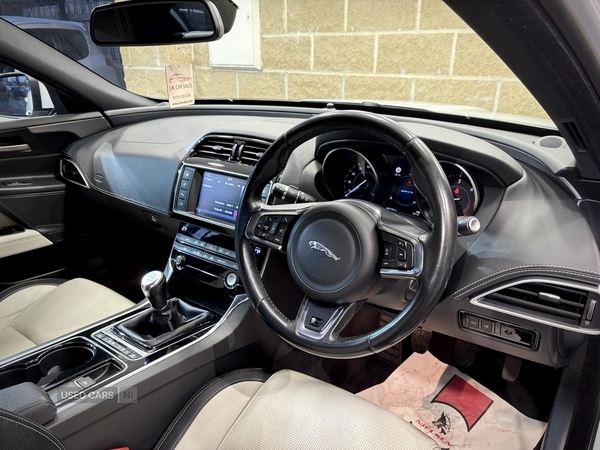 Used Jaguar XE 2017 for sale - 76409932: Photo 11