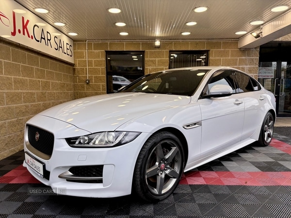 Used Jaguar XE 2017 for sale - 76409932: Photo 4