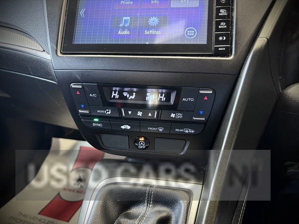 Used Honda Civic 2015 for sale - 77659581: Photo 23