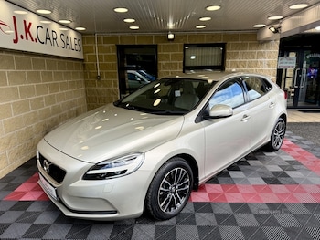 Used Volvo V40 2016 for sale - 78823673: Photo
